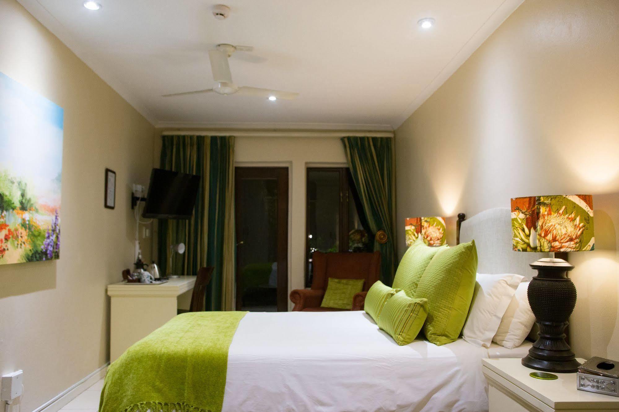 No66 Sandton Lodge Йоганнесбурґ Екстер'єр фото