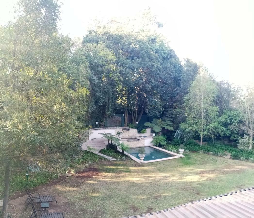 No66 Sandton Lodge Йоганнесбурґ Екстер'єр фото